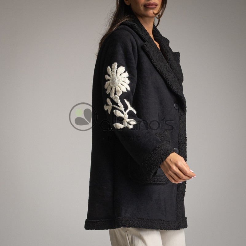  SHEEP COAT WITH EMBROIDERED FLOWER SLEEVE REF.5357-2