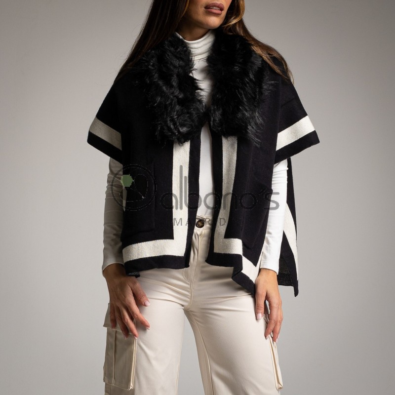 VIVID CONTRAST CAPE WITH HAIR NECK POCKETS REF.63-2