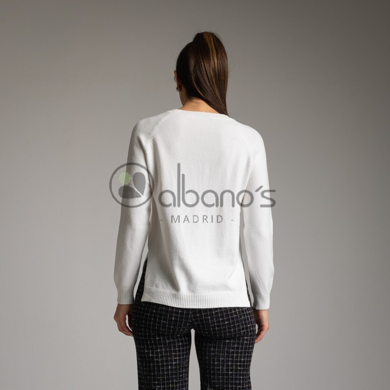 BASIC SWEATER WITH SIDE JEWEL BUTTON REF.3577-1