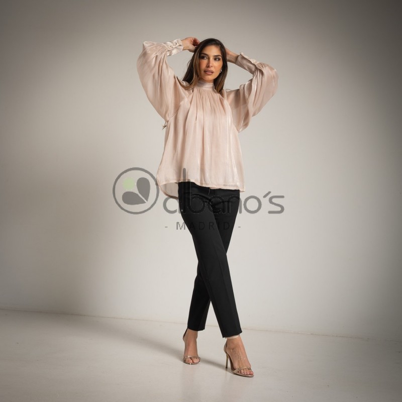 BLUSA E EFEITO DE SEDA C/HALTER REF.2521-17