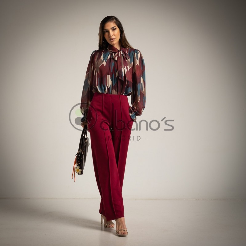 PANTALON ÉVASÉ AVEC COUTURE CENTRALE RÉF. 5183-15