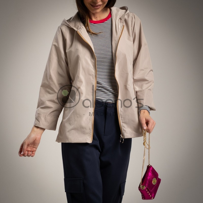 WINDBREAKER WITH CONTRAST LINING REF. 7630-14