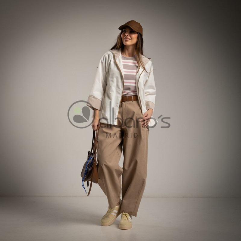 WINDBREAKER WITH CONTRAST LINING REF. 7630-1